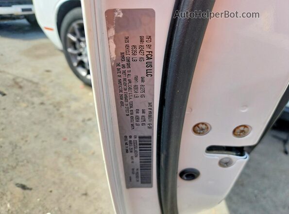 2C3CDZGG1JH314704 2018 DODGE CHALLENGER White Շարժիչի բաժամունքի տեսք