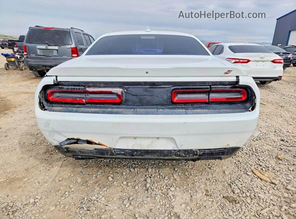 2C3CDZGG2JH184402 2018 DODGE CHALLENGER White Հետևի տեսք