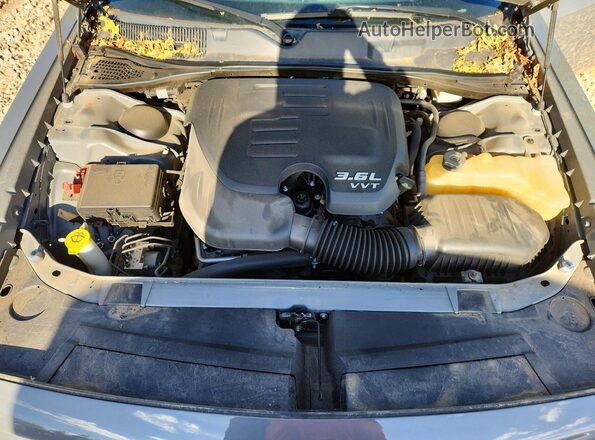 2C3CDZGG4KH709042 2019 DODGE CHALLENGER Gray Widok wnętrza z tyłu