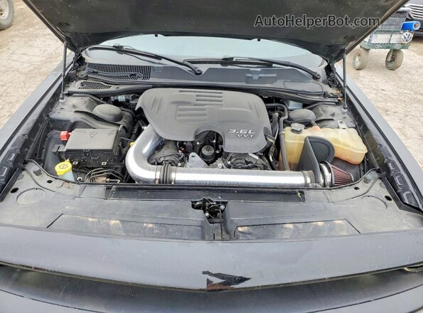 2C3CDZGG6JH256962 2018 DODGE CHALLENGER Black Rear interior view