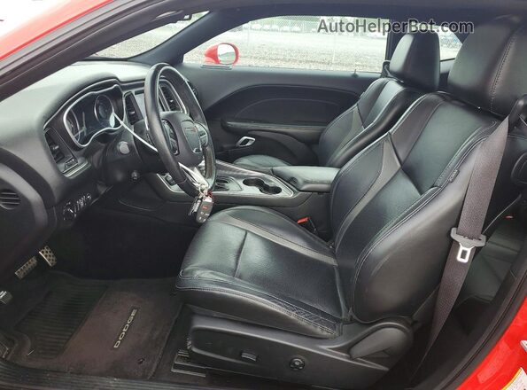 2C3CDZGG8HH629641 2017 DODGE CHALLENGER Red წინა სალონის ხედი