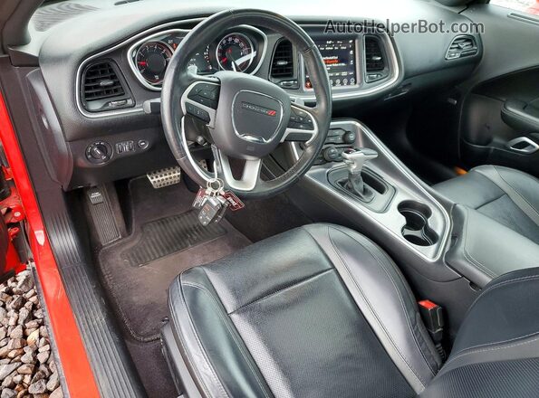 2C3CDZGG8HH629641 2017 DODGE CHALLENGER Red წინა პანელის ხედი