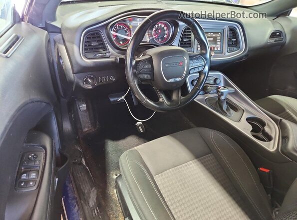2C3CDZGG8KH684694 2019 DODGE CHALLENGER Blue Առջևի վահանակի տեսք