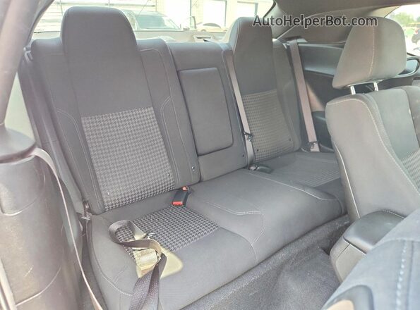 2C3CDZGGXKH595094 2019 DODGE CHALLENGER Black Rear seats view