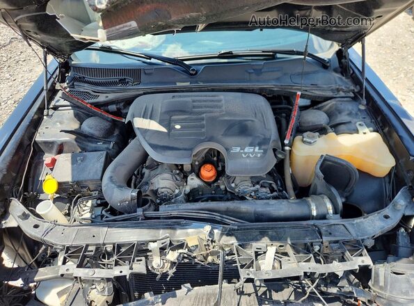 2C3CDZGGXKH595094 2019 DODGE CHALLENGER Black Rear interior view