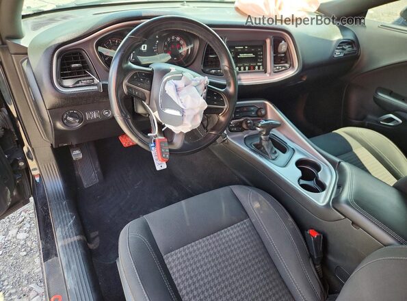 2C3CDZGGXKH595094 2019 DODGE CHALLENGER Black Dashboard view