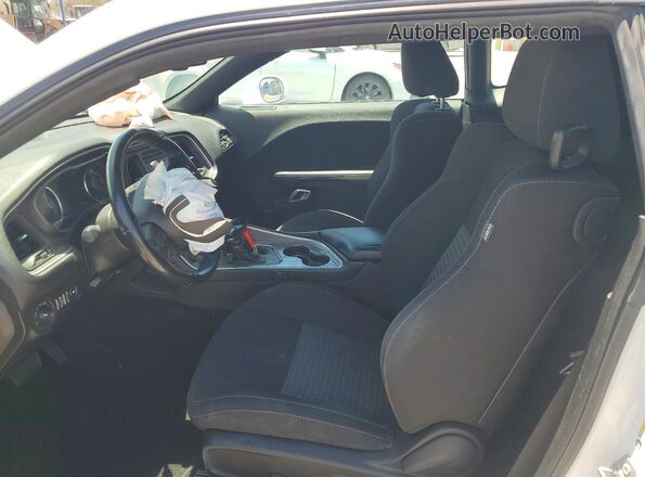 2C3CDZJG0NH211496 2022 DODGE CHALLENGER White Front interior view