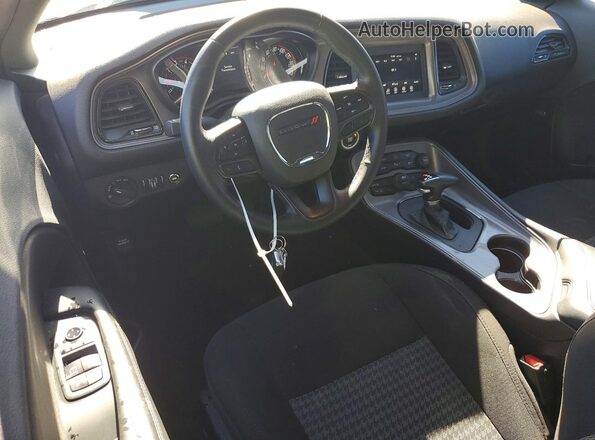2C3CDZJG0PH629897 2023 DODGE CHALLENGER Black Dashboard view