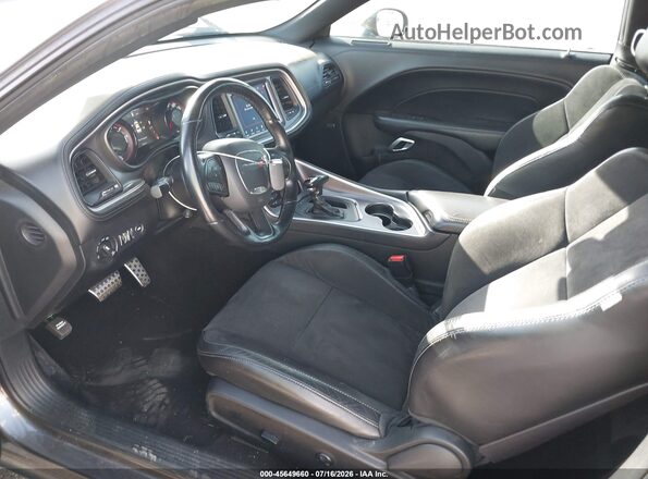 2C3CDZJG7LH222878 2020 DODGE CHALLENGER Серый Вид салона спереди