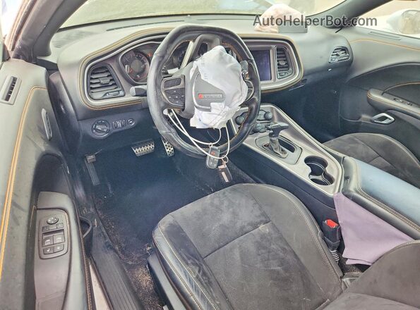 2C3CDZJGXNH218603 2022 DODGE CHALLENGER White Dashboard view