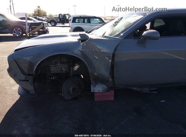 2C3CDZJGXPH685622 2023 DODGE CHALLENGER Gray Vista interior trasera