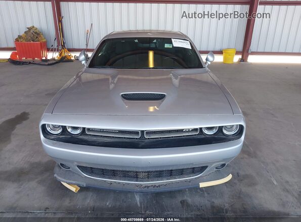 2C3CDZKG0NH194732 2022 DODGE CHALLENGER Silver ხელსაწყოთა პანელის ხედი