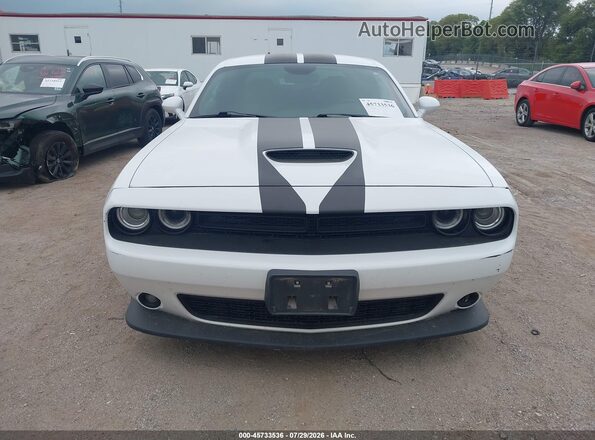 2C3CDZKG4KH504411 2019 DODGE CHALLENGER White Vista del cuadro de instrumentos