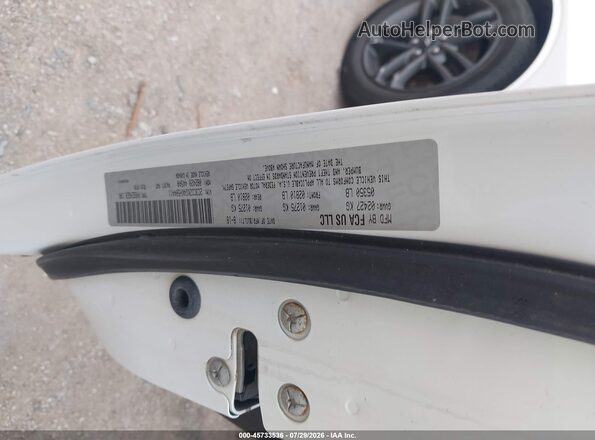 2C3CDZKG4KH504411 2019 DODGE CHALLENGER White Vista del compartimento del motor