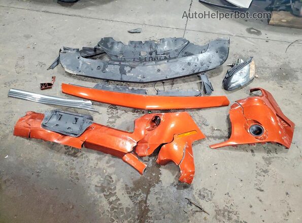 2C3CDZKG4NH152192 2022 DODGE CHALLENGER Оранжевый Вид подкапотного пространства