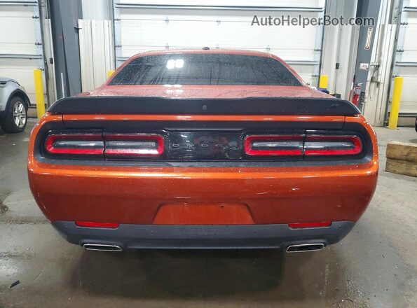 2C3CDZKG4NH152192 2022 DODGE CHALLENGER Оранжевый Вид сзади