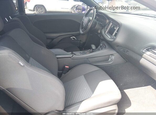 2C3CDZKG8PH682748 2023 DODGE CHALLENGER Purple Vista interior delantera