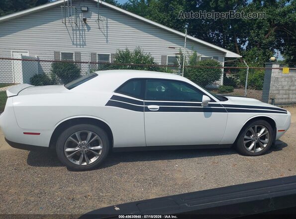 2C3CDZKG9LH152704 2020 DODGE CHALLENGER White Rear interior view