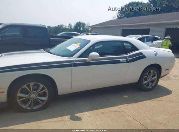 2C3CDZKG9LH152704 2020 DODGE CHALLENGER White 360 interior view