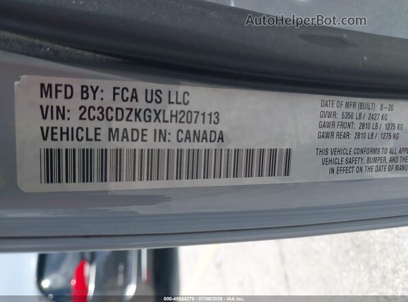 2C3CDZKGXLH207113 2020 DODGE CHALLENGER Gray Widok komory silnika