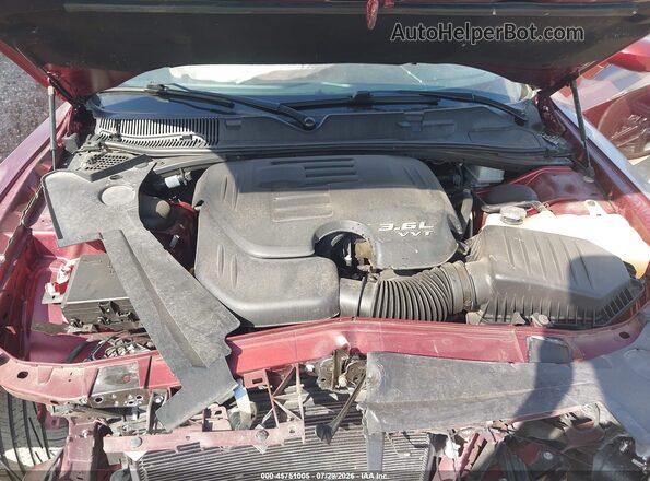 2C3CDZKGXMH635782 2021 DODGE CHALLENGER Maroon Вид ззаду