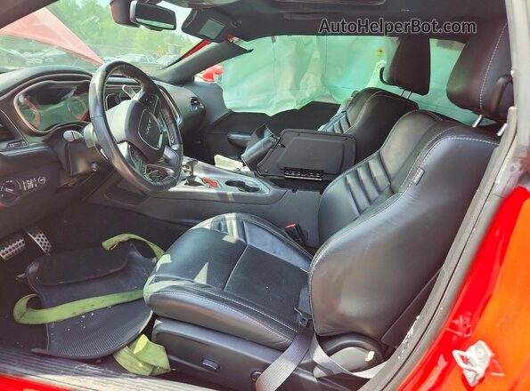 2C3CDZL99KH638301 2019 DODGE CHALLENGER Red Սալոնի դիմացի տեսք
