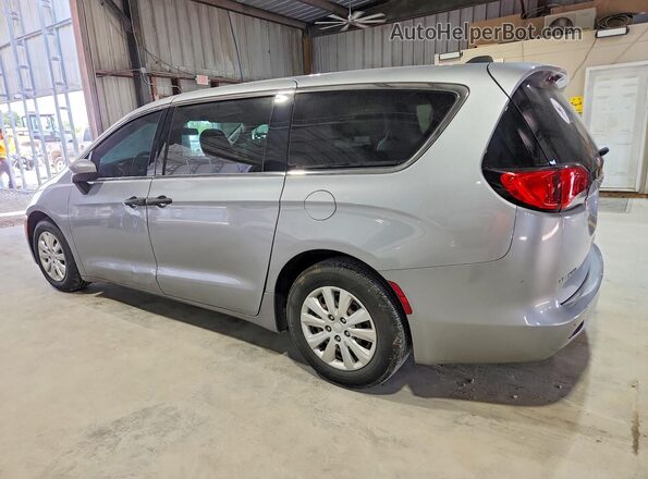 2C4RC1AG1JR113849 2018 CHRYSLER PACIFICA Silver Rear left
