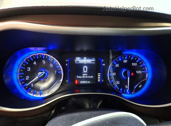 2C4RC1AG1JR113849 2018 CHRYSLER PACIFICA Silver Instrument cluster view