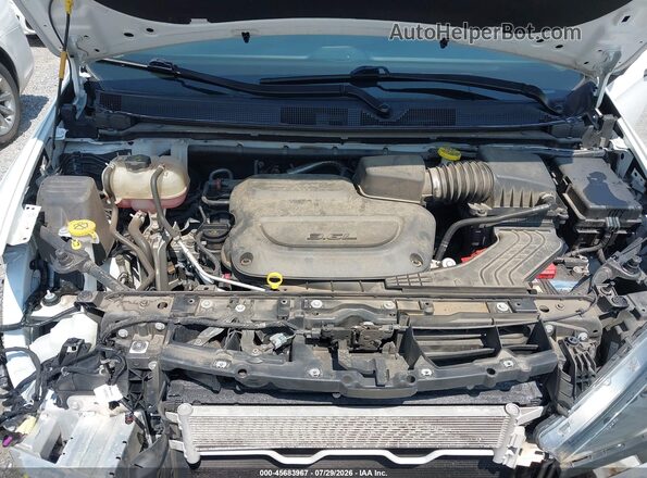 2C4RC1AG2LR146247 2020 CHRYSLER VOYAGER White Widok z tyłu