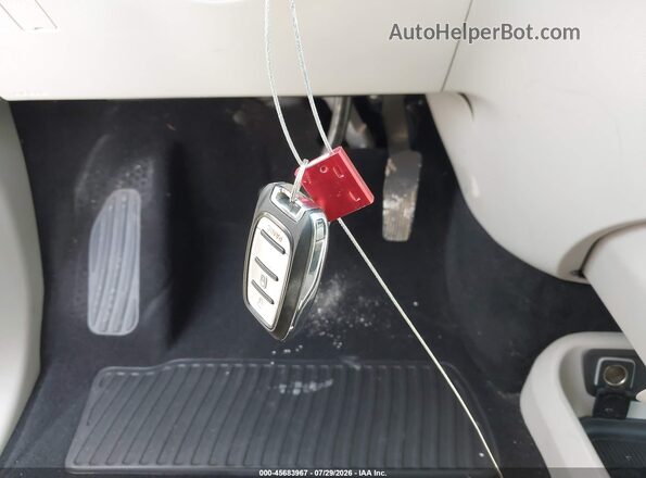 2C4RC1AG2LR146247 2020 CHRYSLER VOYAGER White Widok deski rozdzielczej