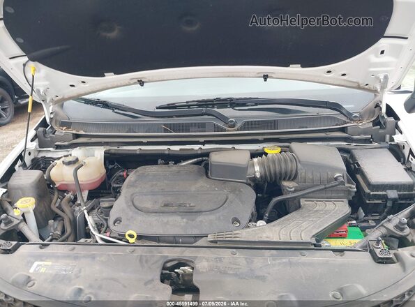 2C4RC1AG2LR193200 2020 CHRYSLER VOYAGER White Vista trasera