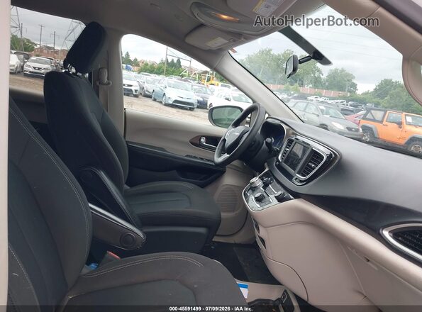 2C4RC1AG2LR193200 2020 CHRYSLER VOYAGER White Vista interior delantera