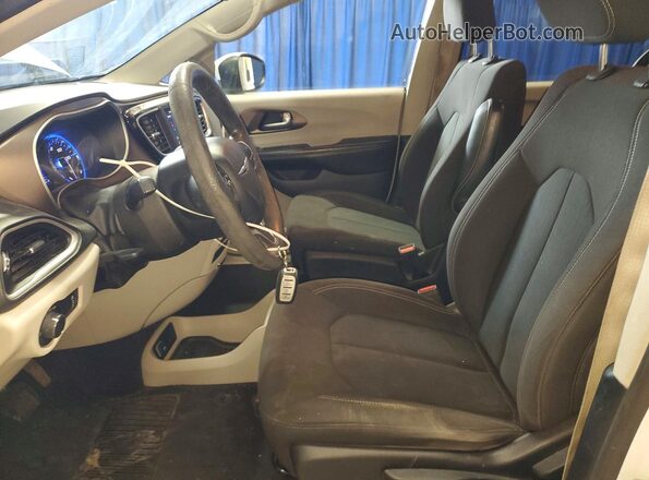 2C4RC1AG5MR526569 2021 CHRYSLER VOYAGER White Вид салону спереду