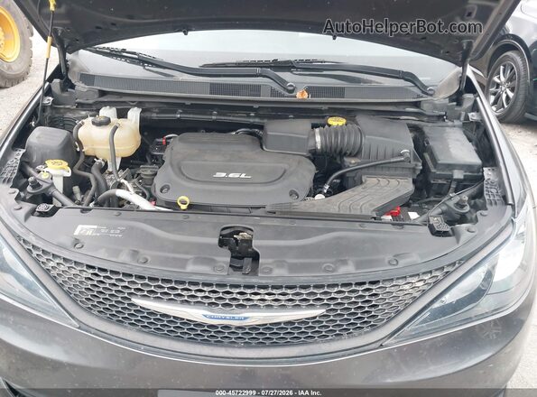 2C4RC1AGXJR355877 2018 CHRYSLER PACIFICA Gray Հետևի տեսք