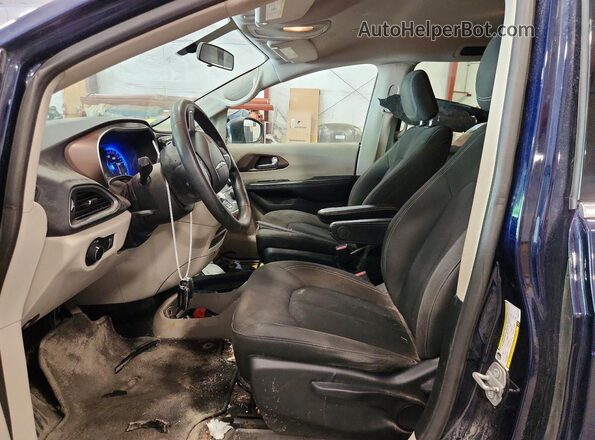 2C4RC1AGXLR120771 2020 CHRYSLER VOYAGER Blue Vista interior delantera