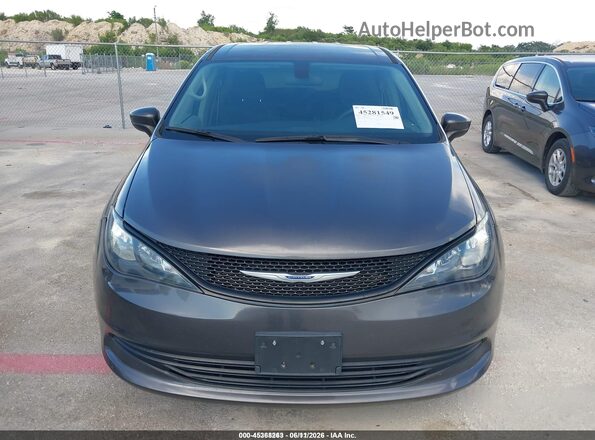 2C4RC1AGXLR181764 2020 CHRYSLER VOYAGER Gray Front view