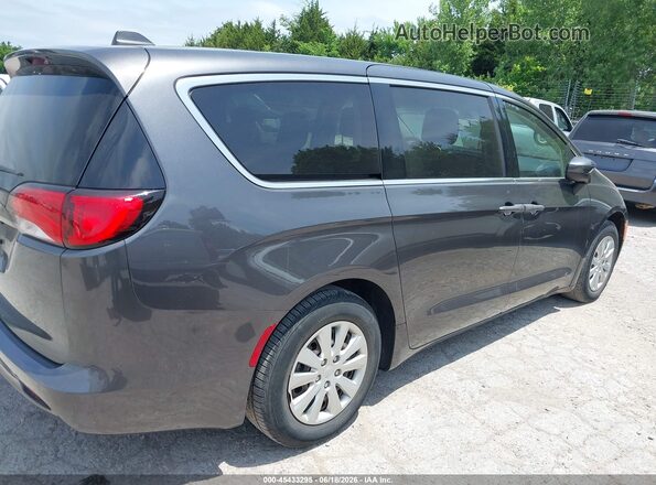 2C4RC1AGXMR558420 2021 CHRYSLER VOYAGER Gray Вид задньої частини салону