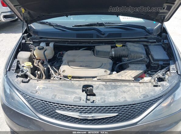 2C4RC1AGXMR558420 2021 CHRYSLER VOYAGER Gray Вид ззаду