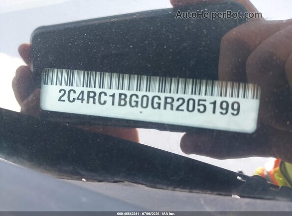 2C4RC1BG0GR205199 2016 CHRYSLER TOWN & COUNTRY Gray Вид підкапотного простору
