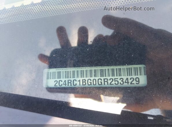2C4RC1BG0GR253429 2016 CHRYSLER TOWN & COUNTRY White Engine compartment view