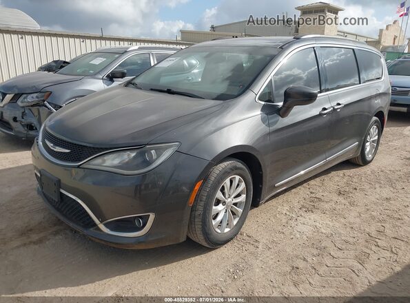 2C4RC1BG0HR530596 2017 CHRYSLER PACIFICA Gray Vista tres cuartos delantera izquierda