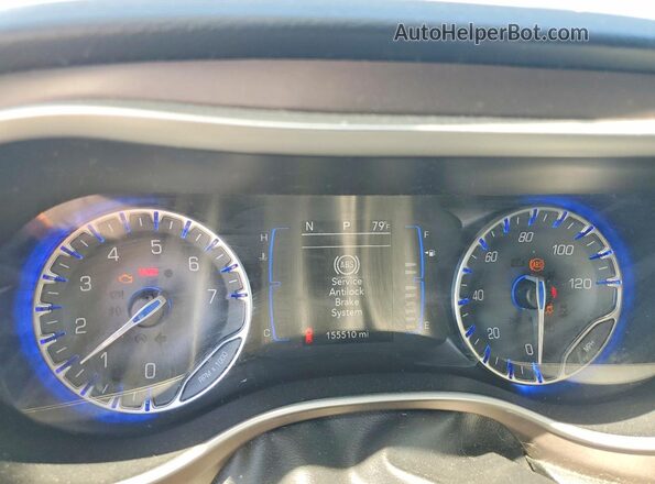 2C4RC1BG0JR352565 2018 CHRYSLER PACIFICA Gray ხელსაწყოთა პანელის ხედი