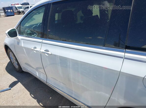 2C4RC1BG0KR730269 2019 CHRYSLER PACIFICA Белый Панорамный вид салона 360°