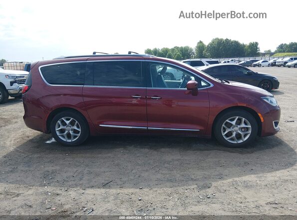 2C4RC1BG0KR733575 2019 CHRYSLER PACIFICA Red Вид задньої частини салону