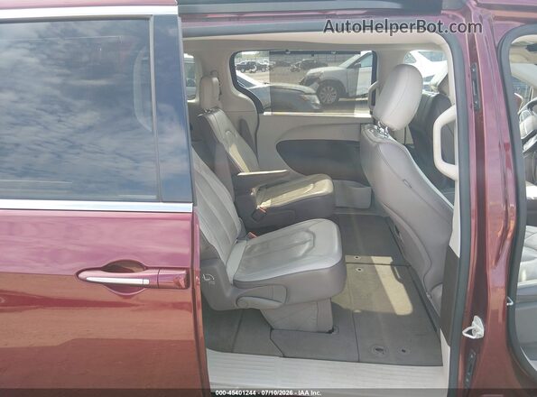 2C4RC1BG0KR733575 2019 CHRYSLER PACIFICA Red Вид наклейки з VIN-кодом