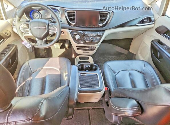 2C4RC1BG0NR142277 2022 CHRYSLER PACIFICA Black Widok deski rozdzielczej