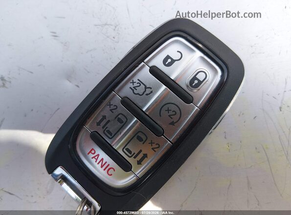 2C4RC1BG0TR158654 2026 CHRYSLER PACIFICA Red Dashboard view