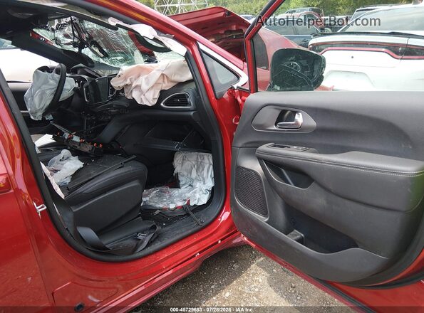 2C4RC1BG0TR158654 2026 CHRYSLER PACIFICA Red Front interior view