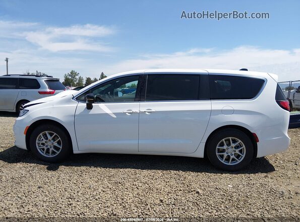 2C4RC1BG0TR254655 2026 CHRYSLER PACIFICA Белый Вид задней части салона