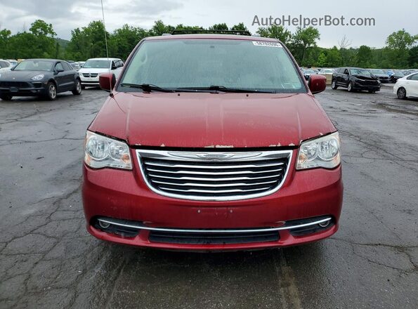 2C4RC1BG1GR287153 2016 CHRYSLER TOWN Red Widok z przodu